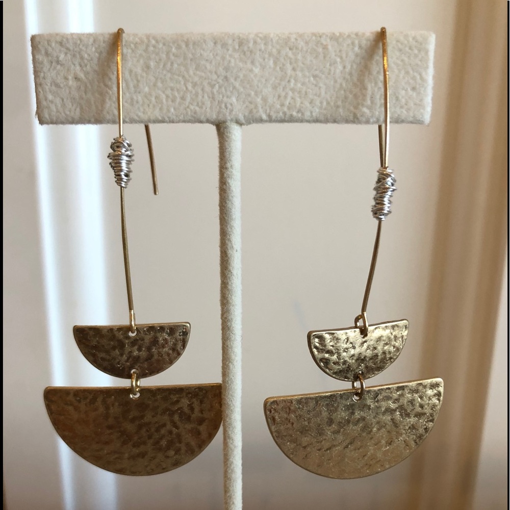⭐️NWT Handmade Hammered Metal Earrings⭐️
